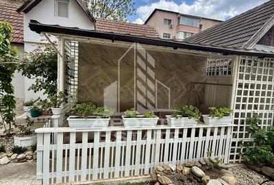 Apartament cu 3 camere, mobilat în Est - 3