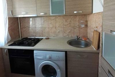 Garsonieră decomandată în Rahova
