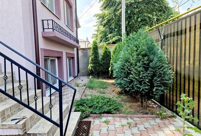 Casă individuală cu 4 camere cu Canalizare în Central - 3