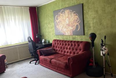 Apartament cu 3 camere semidecomandat în Platoul Izvor