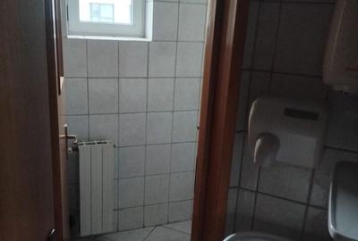 Spațiu comercial, de 75 mp, în Centrul Civic - 3