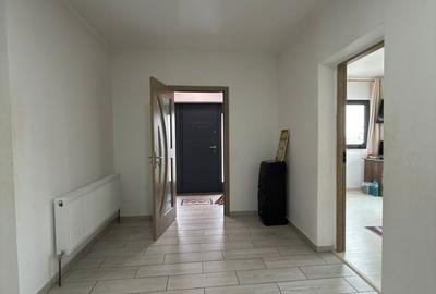Casă cu 3 camere în Central - 8