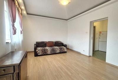 Apartament cu 3 camere nedecomandat în Răcădău - 5