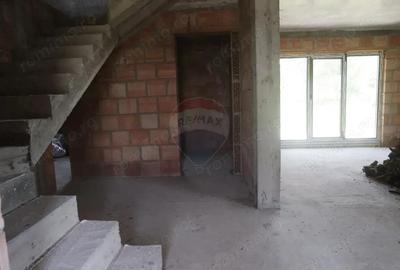 Casa de vanzare (duplex) la ro?u, in Tautii Magheraus Casa de vanzare (duplex) la ro?u, in Tautii Magheraus - 6