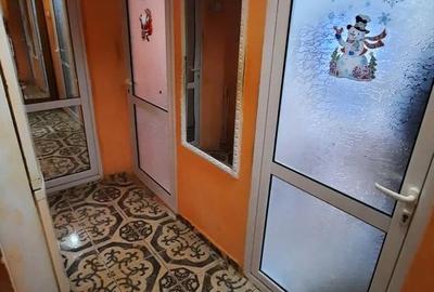 Garsonieră decomandată în Central - 7