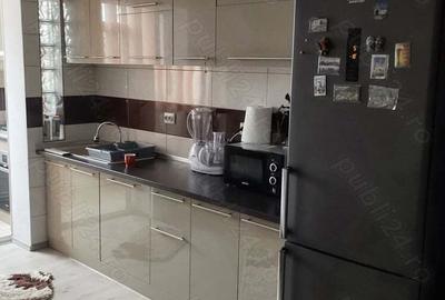 Apartament cu 2 camere semidecomandat în Viziru 1 - 3