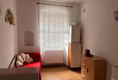 2 camere Piata Brasaai-Centrul Istoric - 11