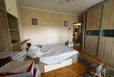 Apartament cu 3 camere decomandat în Tomis Nord - 9
