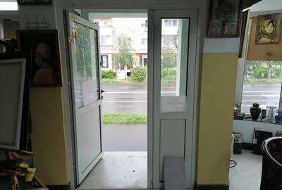 Spațiu comercial, de 100 mp, în Central - 7