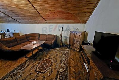 SINAIA- APARTAMENT DE VACANTA/ REZIDENTIAL- 3 camere in vila! SINAIA- APARTAMENT DE VACANTA/ REZIDENTIAL- 3 camere in vila! - 12