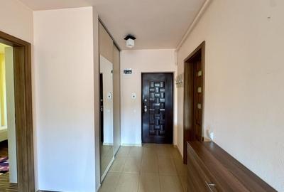 Apartament cu 3 camere decomandat, mobilat în Florești - 14