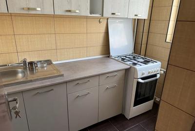 Garsoniera, 33 mp, semidecomandata, metrou aproape, Mihai Bravu - 4