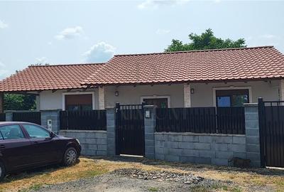 Casa individuala - Urseni- mobilata utilata - pozitionare foarte buna !