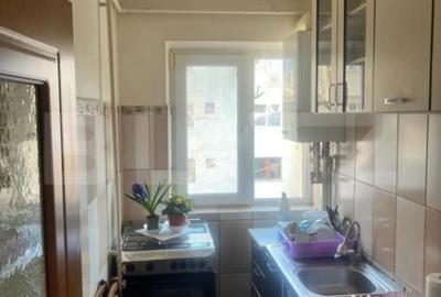 Apartament cu 2 camere nedecomandat în Micro 11