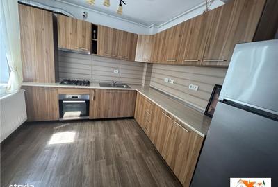 Apartament cu 3 camere decomandat în Central - 1