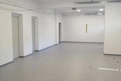 Spațiu comercial, de 280 mp, în Central - 5