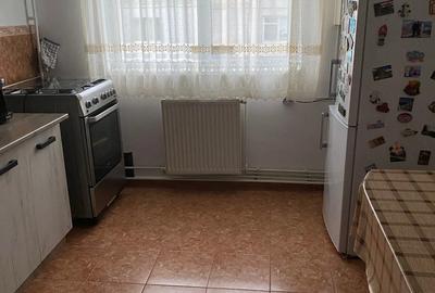 De vanzare Apartament 60 m - 3