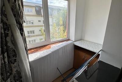 Mobilat și utilat et intermediar ?n spate la Secția 3 Mobilat și utilat et intermediar ?n spate la Secția 3 - 4