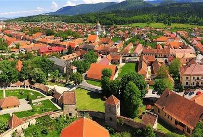 FILM! Parcela construibila,700 mp,vedere panoramica,zona emergenta,10min de Bras - 3