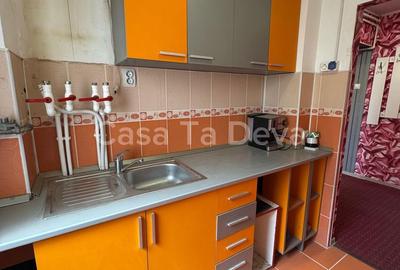 Apartament cu 2 camere decomandat în Almașu Mic - 4