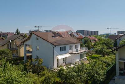 Vila impunatoare, rezidenta cu pretentii, Tractorul, Brasov - 18