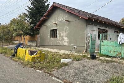 Casă cu 2 camere cu Teren 926 Mp în Murani - 4