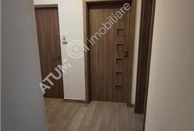 Apartament spatios cu 3 camere in zona Calea Cisnadiei din Sibiu - 2
