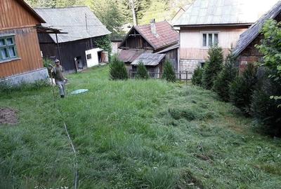 Casă cu Teren 2100 Mp în Răchițele - 1
