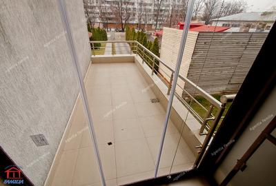 Multe camere Apartment pe bld. Cosbuc la bloc Colibri 1 - 14