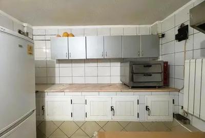 Spațiu comercial, de 175 mp, în Central - 9