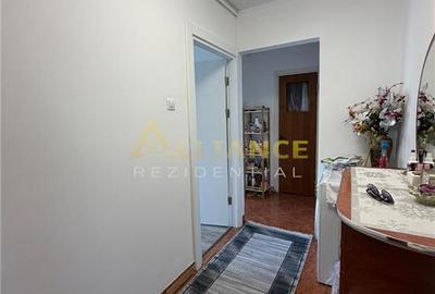 Apartament cu 4 camere decomandat în Ozana - 9