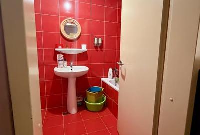 Apartament 2 camere , etaj 2 ,zona Porii - 6