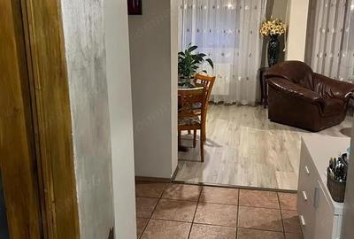 Apartament cu 3 camere decomandat, mobilat în Central - 4