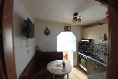 De vanzare apartament cu 3 camere, situat in municipiul Campulung Muscel - 8