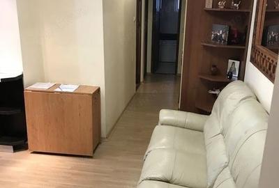 Apartament cu 3 camere decomandat în Băneasa - 1