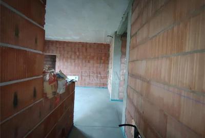 Duplex separat prin baie - toate utilitatile - proiect deosebit. - 3