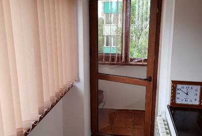 Apartament cu 2 camere decomandat în Grivița - 8