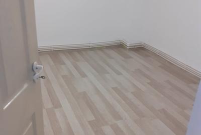 Casă cu Teren 150 Mp în Drumul Taberei - 2