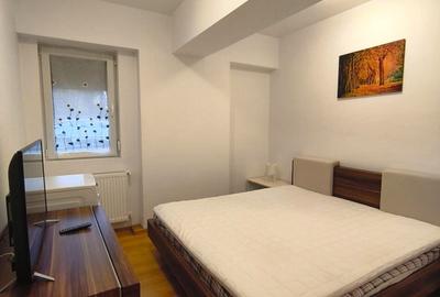 Apartament cu 2 camere decomandat în Berceni - 1