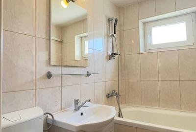 Apartament cu 2 camere decomandat în Casa de Cultură - 9