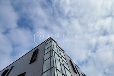 Spațiu comercial, de 70 mp, în Central - 4