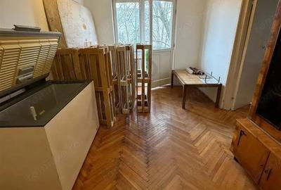 Apartament cu 3 camere semidecomandat în Dacia - 2