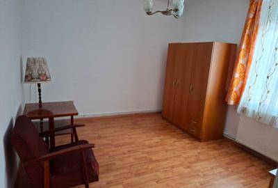 Apartament cu 3 camere decomandat în Central - 6