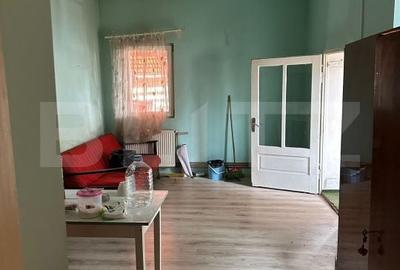 Casă cu 2 camere cu Teren 300 Mp în Central - 18
