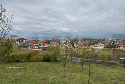 Teren intravilan 1200 mp, zona Zavoi - 2