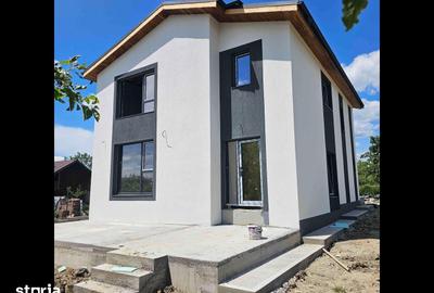 Casă cu 4 camere cu Teren 570 Mp în Central - 3
