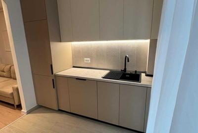 Apartament cu 2 camere decomandat în Titan