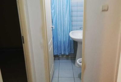 Apartament cu 3 camere semidecomandat în Sud - 4