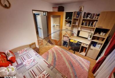 Apartament cu 4 camere decomandat în Central - 8