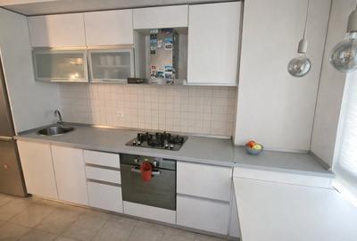 Apartament cu 3 camere decomandat, mobilat în Străulești - 10